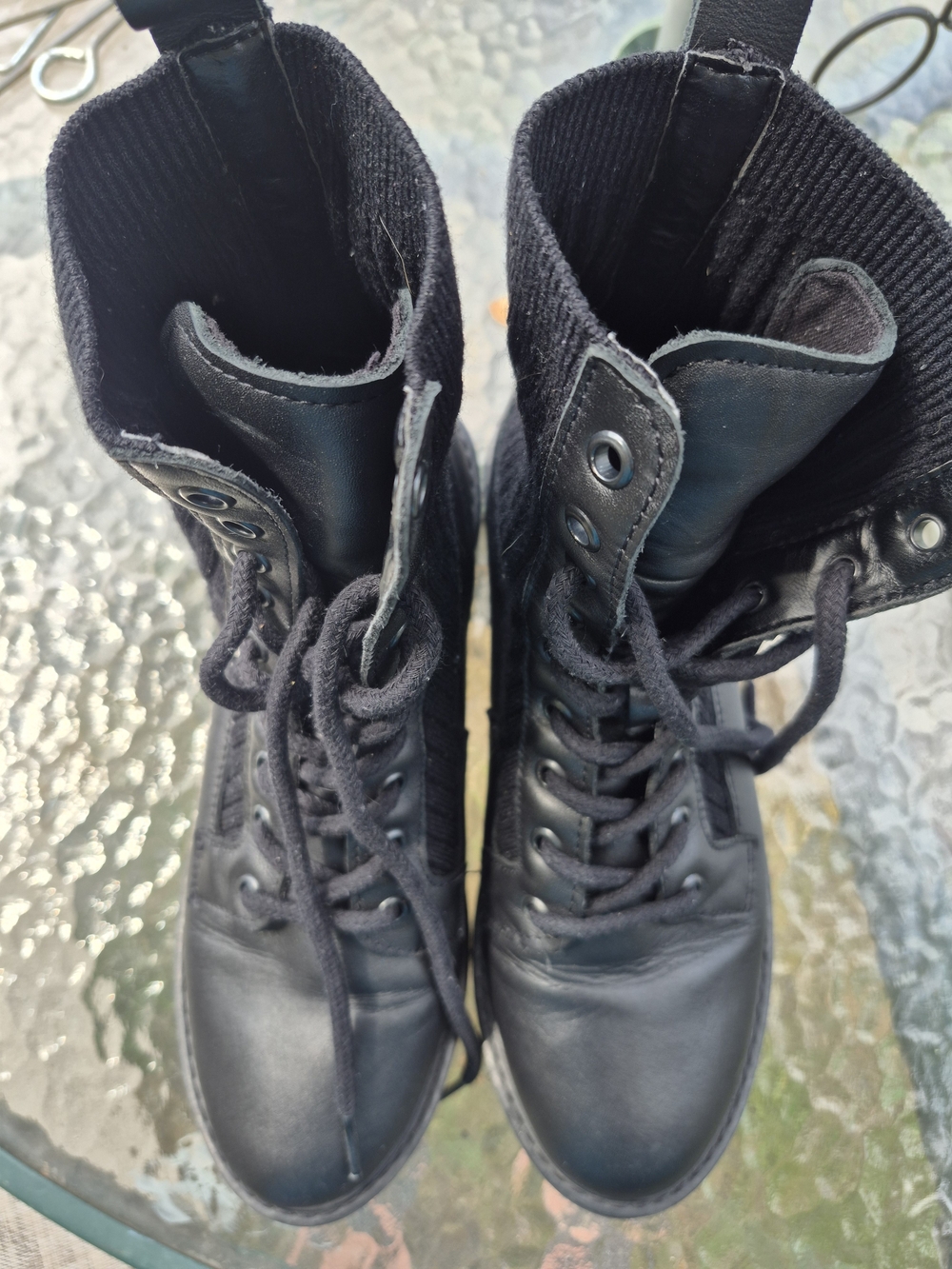 Womens Steve Madden Lace Up Boots Size 8.5